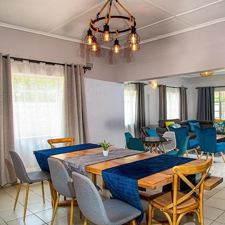 Hungwe House Villa Victoria Falls Eksteriør billede